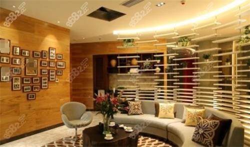 長春中妍美容醫(yī)院休息區(qū)