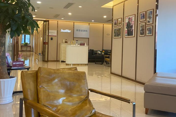 寧波嘉禾整形醫(yī)院怎么樣？老牌?？瀑Y質(zhì)全，多路公交直達門口