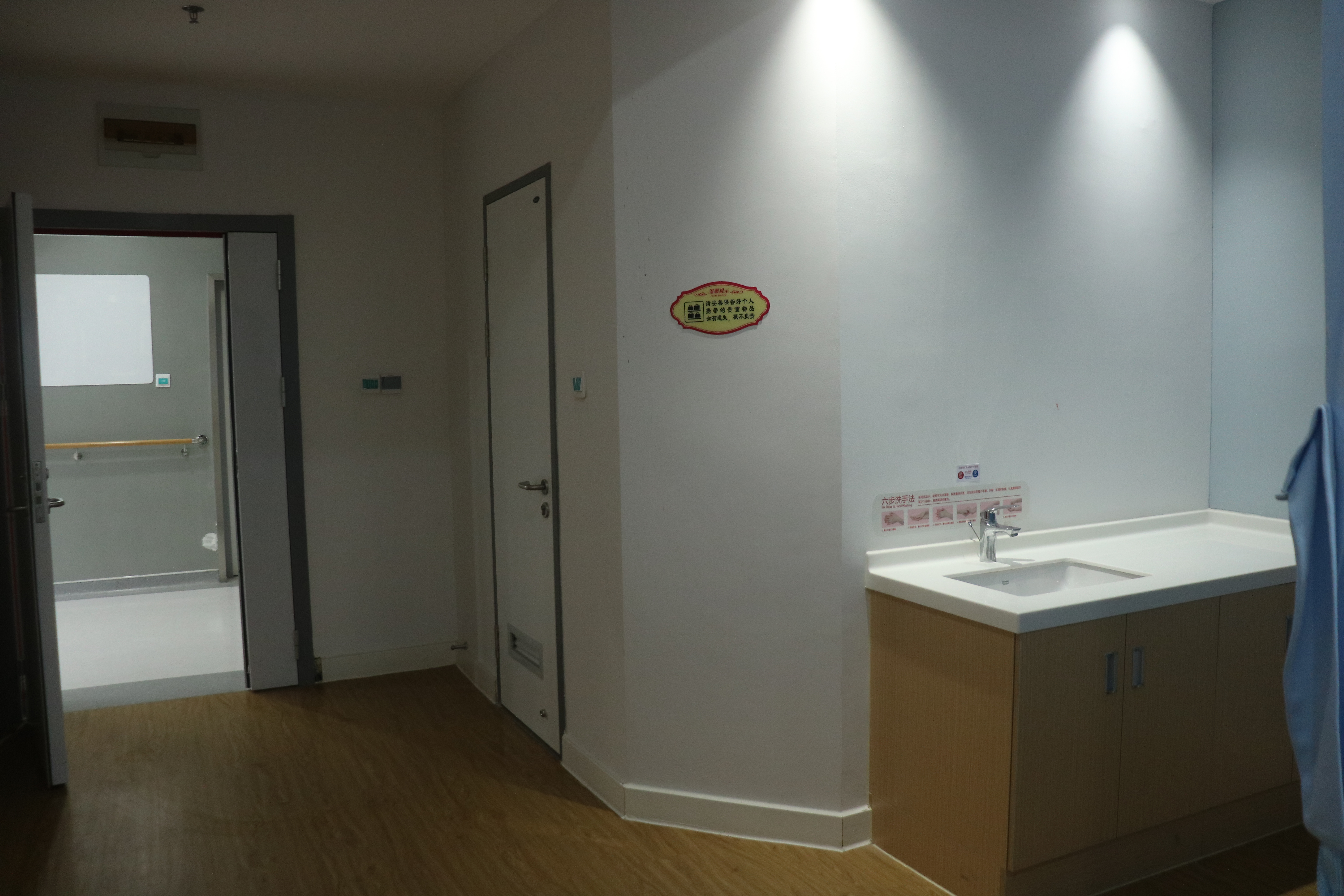 重慶華美曹勇胸腹壁聯(lián)合手術(shù)：國內(nèi)首例DIEP皮瓣乳房重建 再造有溫度胸型