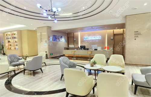 武漢德韓口腔等待區(qū)