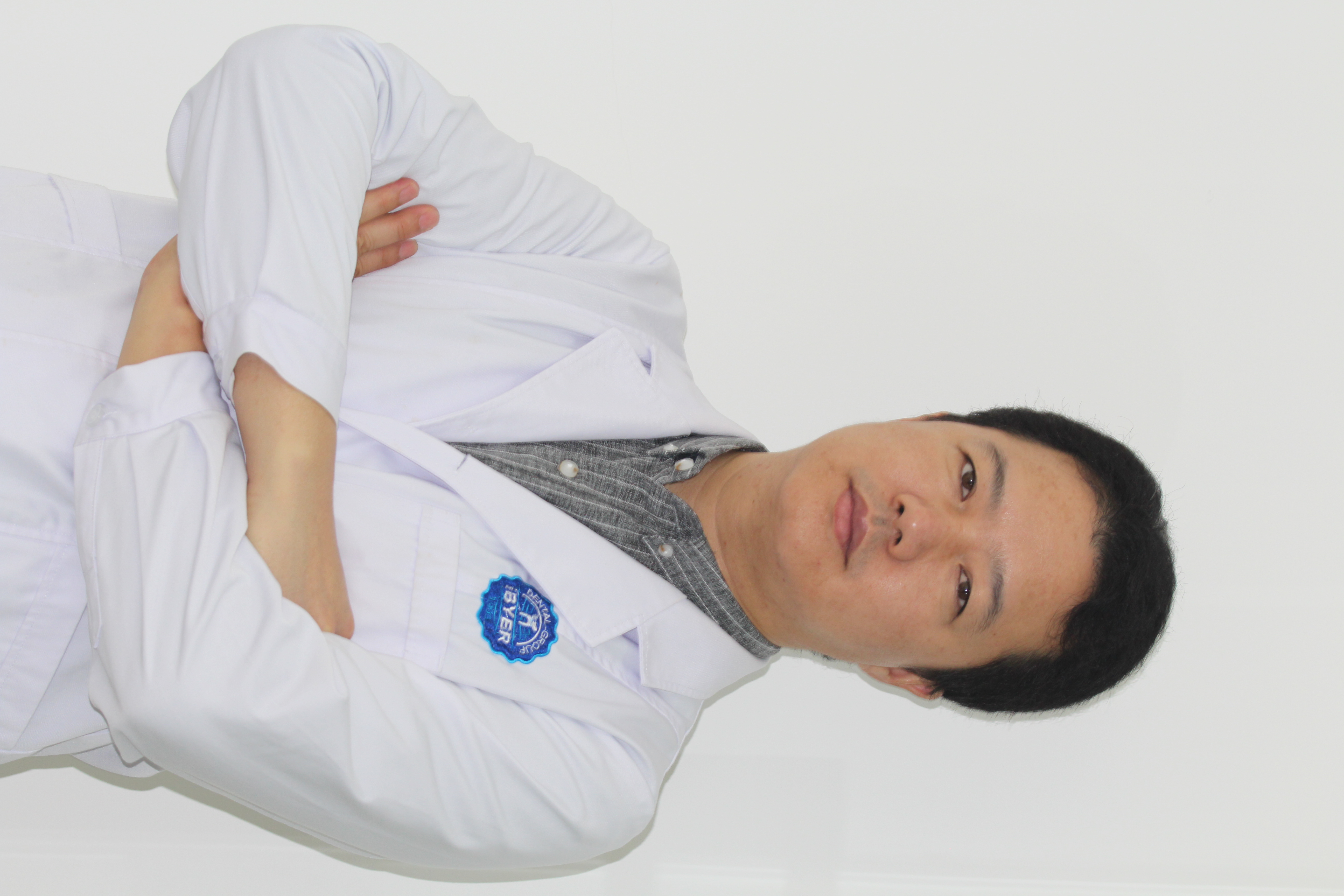 二、2026年華 西口腔熱門(mén)項(xiàng)目收費(fèi)價(jià)目表