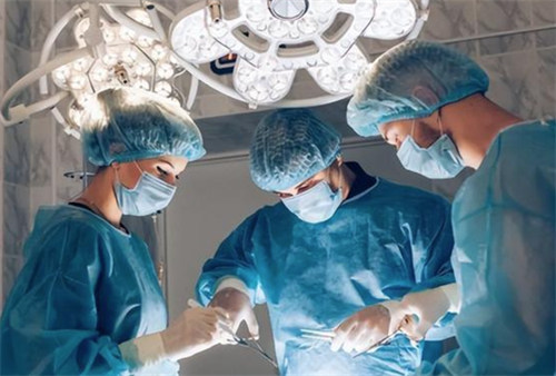 李建鋼醫(yī)生能通過醫(yī)院官微預(yù)約嗎？成都素美可多途徑約其做無痕筋膜提升 