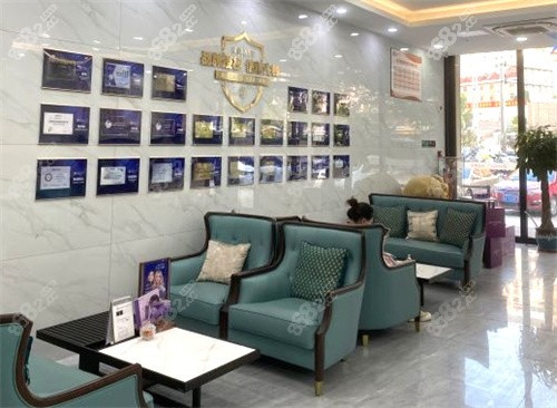 濟(jì)南美蓮醫(yī)療美容休息區(qū)