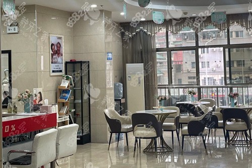 南寧牙博士口腔正恒店休息區(qū)圖