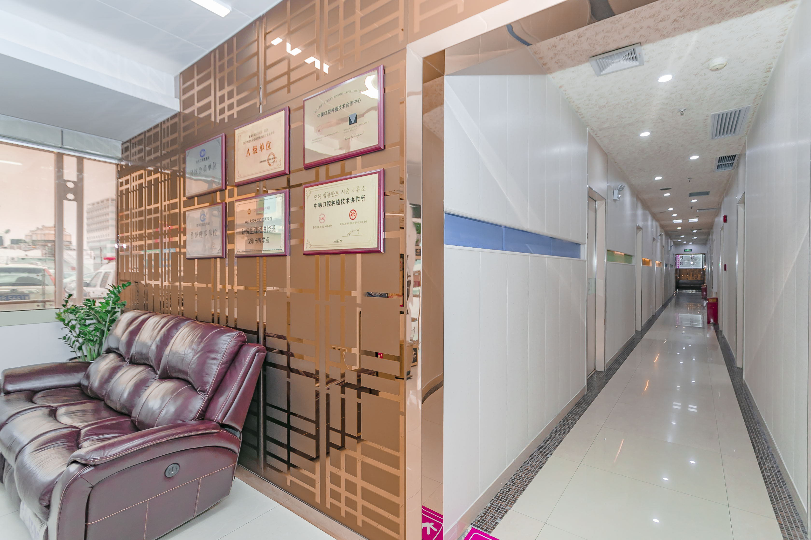 三、口腔科骨干醫(yī)生團(tuán)隊(duì)