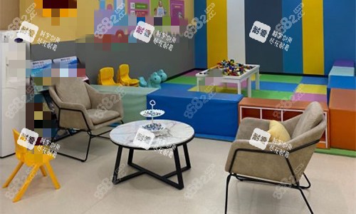 鄭州唯美口腔兒童區(qū)