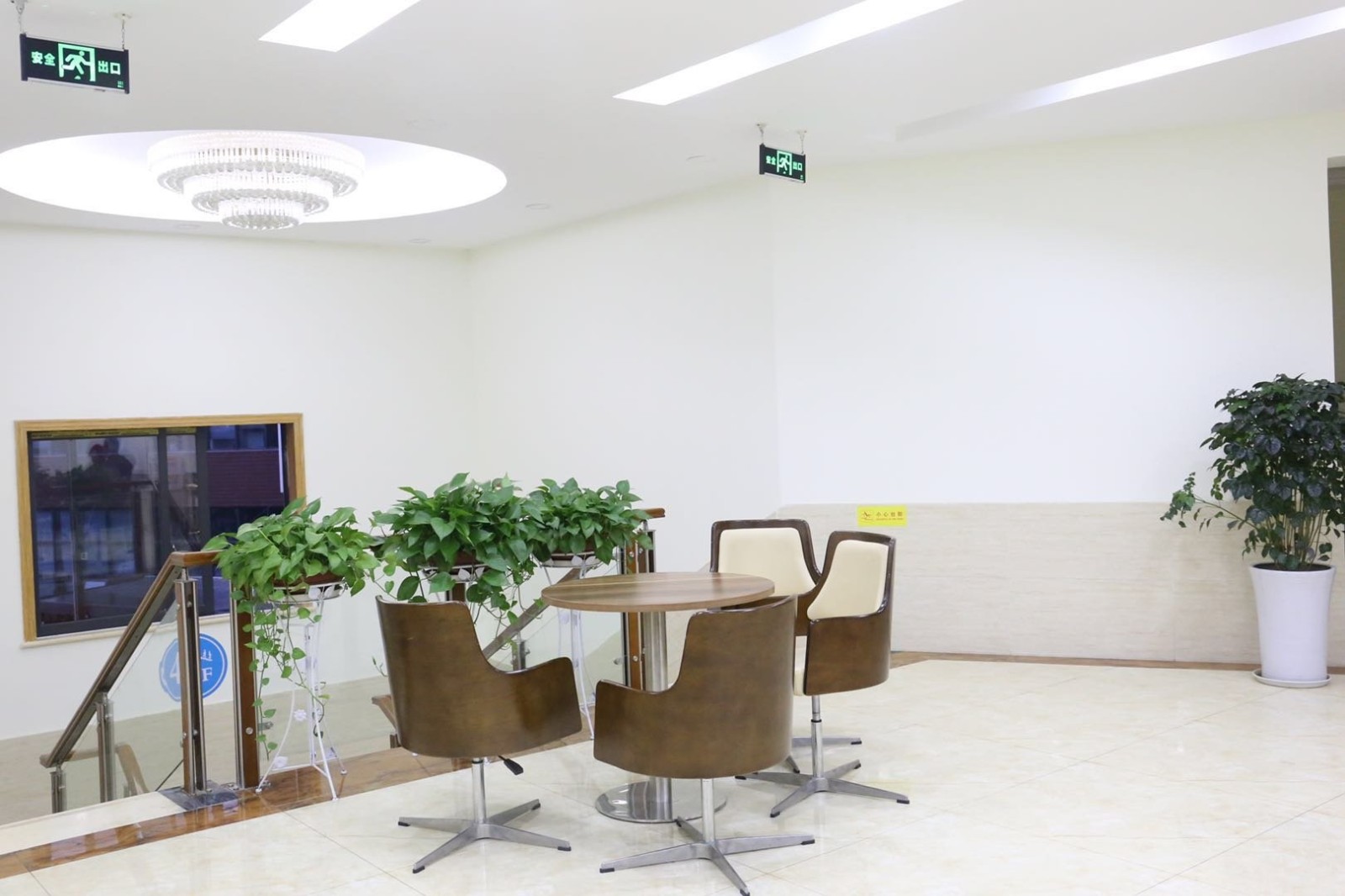 七、交通便利，地理位置優(yōu)越