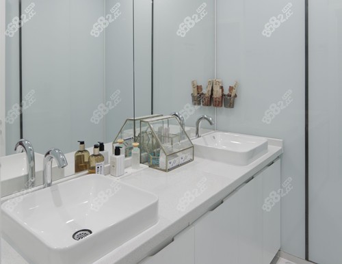 北京禾禾口腔洗手間