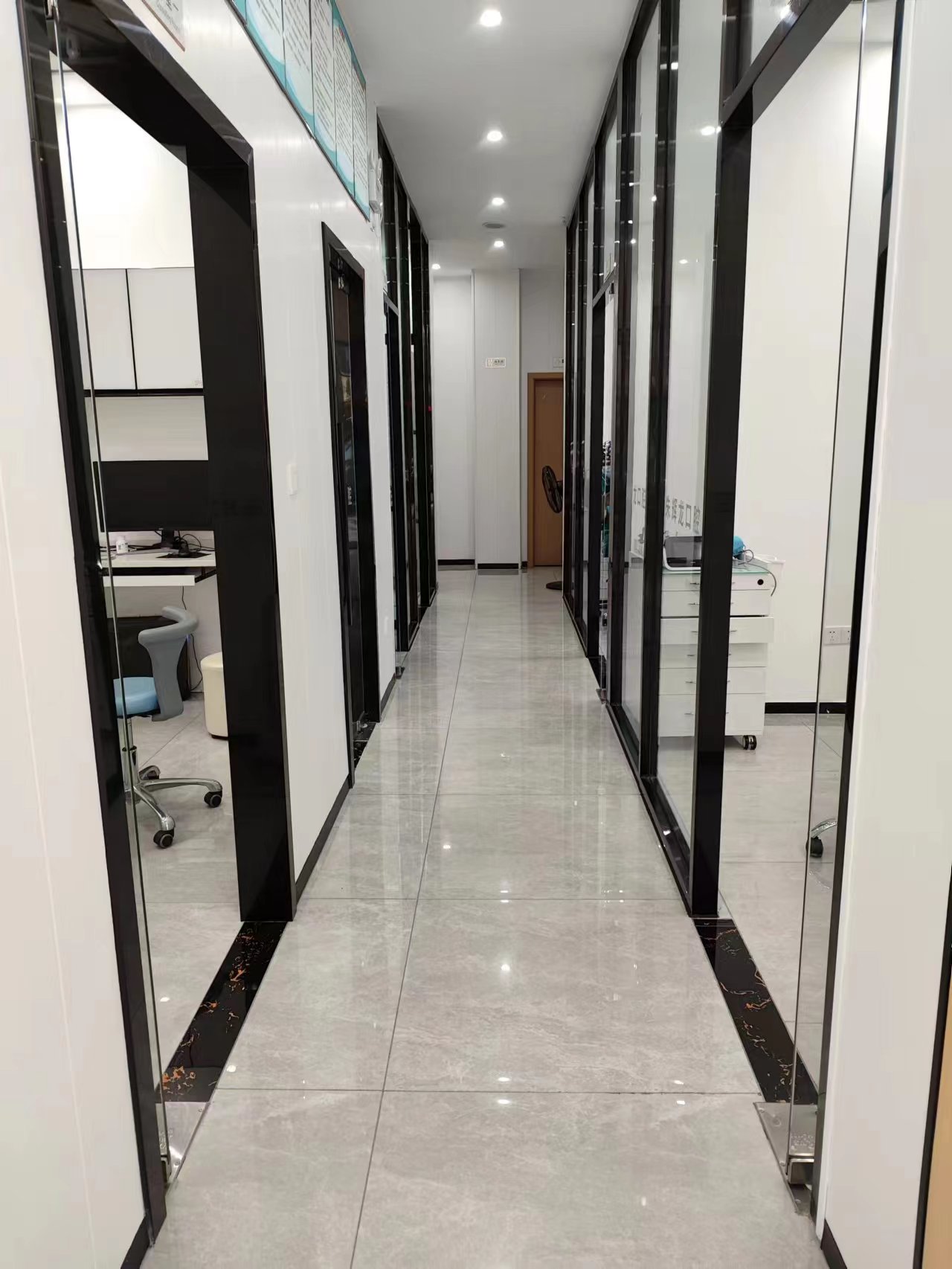 成都菁品口腔設(shè)備精良