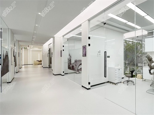 沈陽(yáng)德立聯(lián)合口腔醫(yī)院診療區(qū)