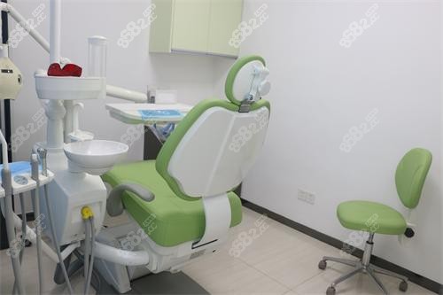 珠海仁愛口腔牙椅示意圖 珠海仁愛口腔牙椅示意圖