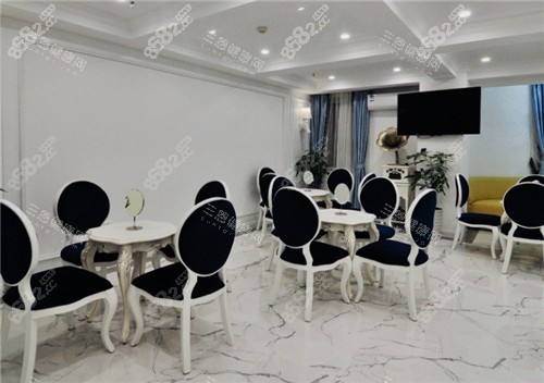 昆明華美美萊醫(yī)療美容休息區(qū)