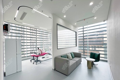 成都錦官口腔醫(yī)院治療室圖