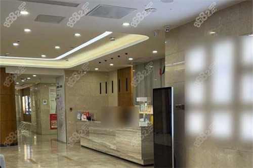 青島優(yōu)諾口腔市北總院服務臺