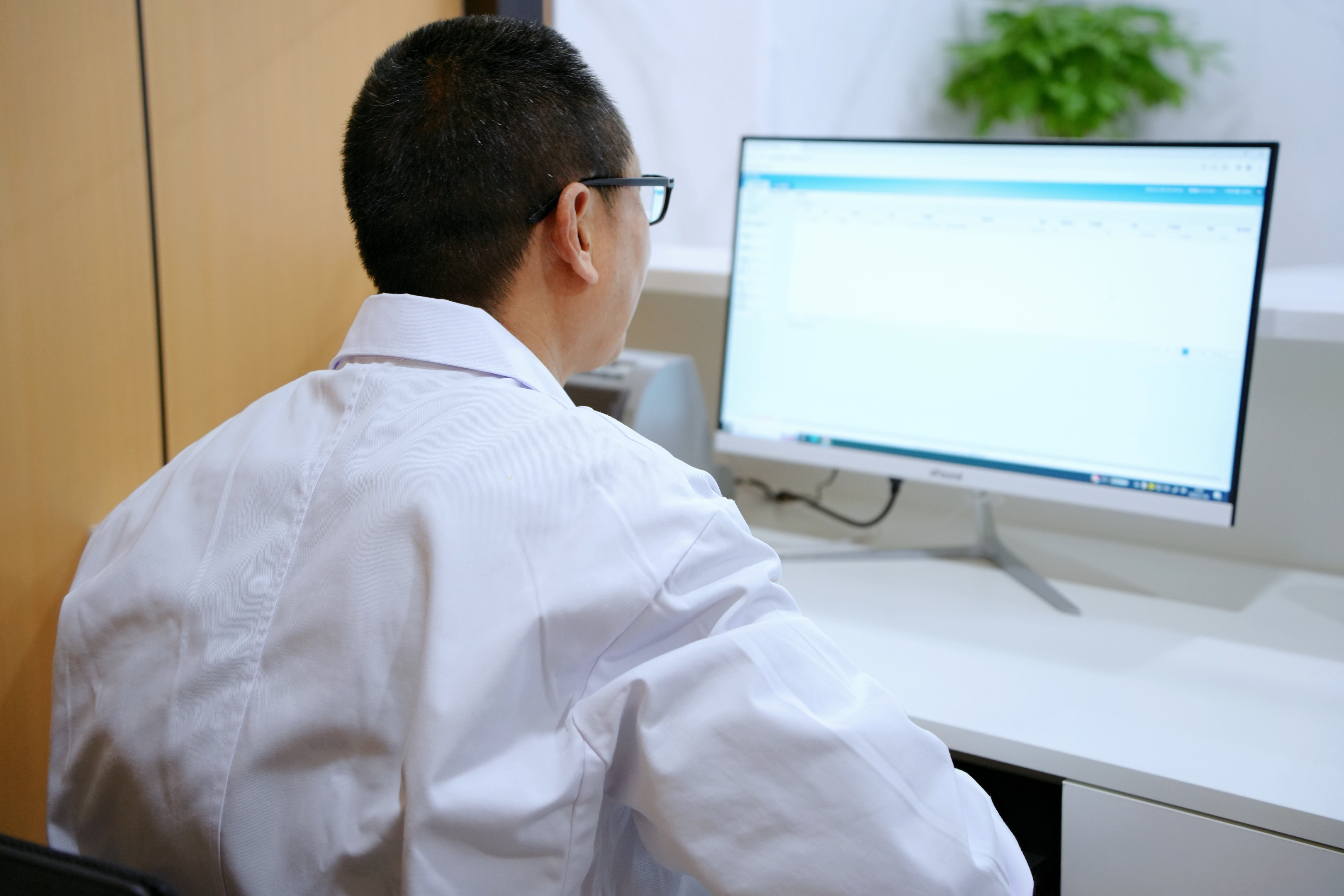 四、收費(fèi)價(jià)格：透明合理性價(jià)比極高