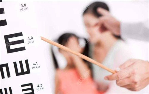 樂山愛爾郝更生怎么樣？20余年經(jīng)驗(yàn)、博士級(jí)別水平，擅長ICL和全飛秒又快