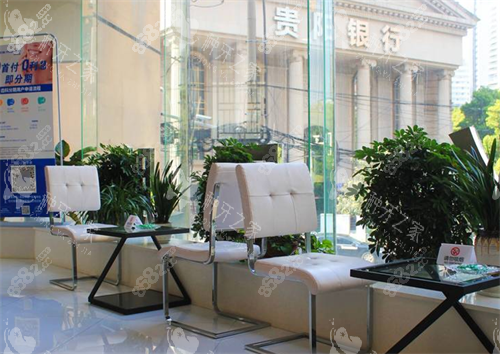 貴陽拜爾口腔室內(nèi)一角