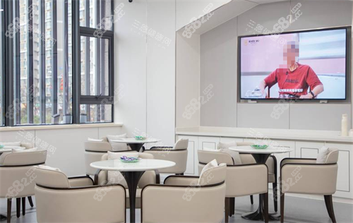 貴陽(yáng)柏德口腔休息區(qū)環(huán)境