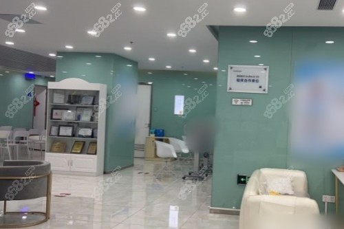 深圳佰視佳眼科醫(yī)院大廳