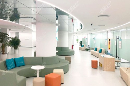 上海新視界眼科大廳等候區(qū)