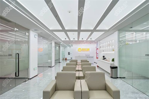 潮州天倫口腔等候區(qū)