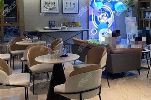 成都米蘭柏羽整形休息等候區(qū)環(huán)境