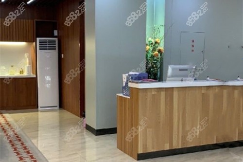 成都米蘭柏羽整形服務(wù)臺(tái)環(huán)境