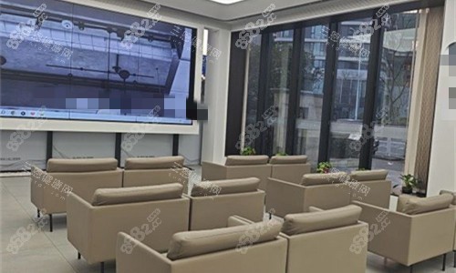南京六城口腔沙發(fā)休息區(qū)