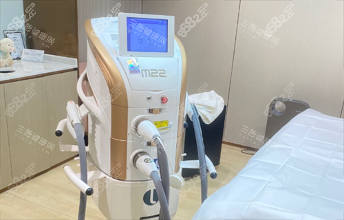 北京漾格醫(yī)療美容光子嫩膚