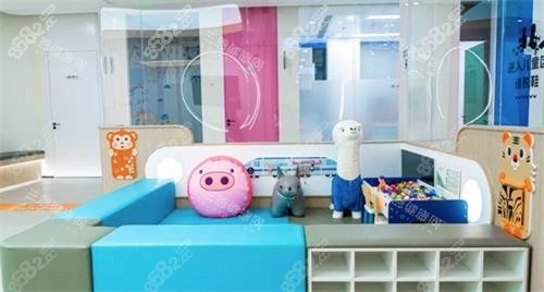 南京六城口腔兒童游戲區(qū)