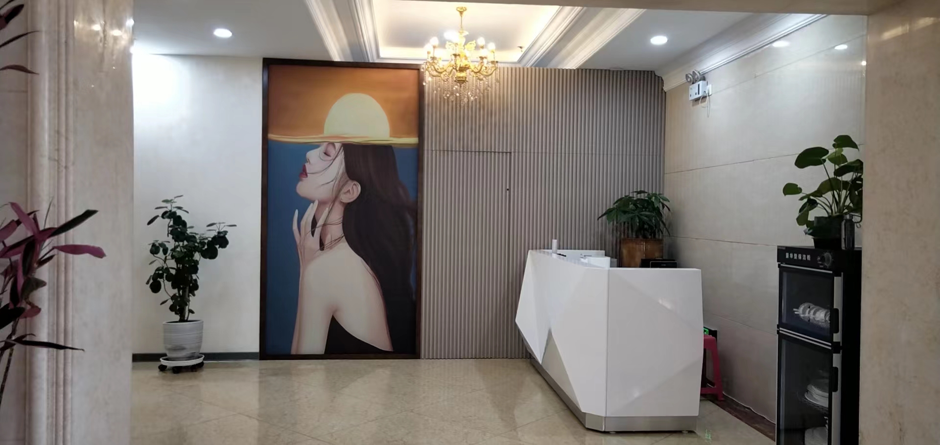 牙周治療項(xiàng)目?jī)r(jià)格：基礎(chǔ)治療與深度治療有別