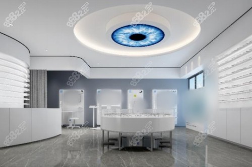 鄭州尖峰眼科醫(yī)院配鏡區(qū)