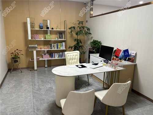 十堰從兵口腔醫(yī)生辦公室