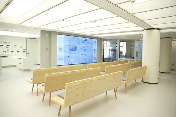 呼和浩特天牙口腔評價如何？天牙口腔醫(yī)院口碑佳，收費標準明，種牙2880/矯正6980起