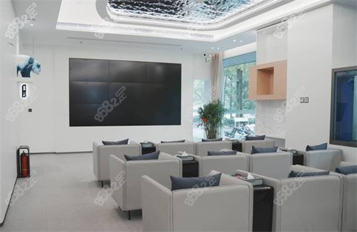 南京茀萊堡口腔玄武店大廳