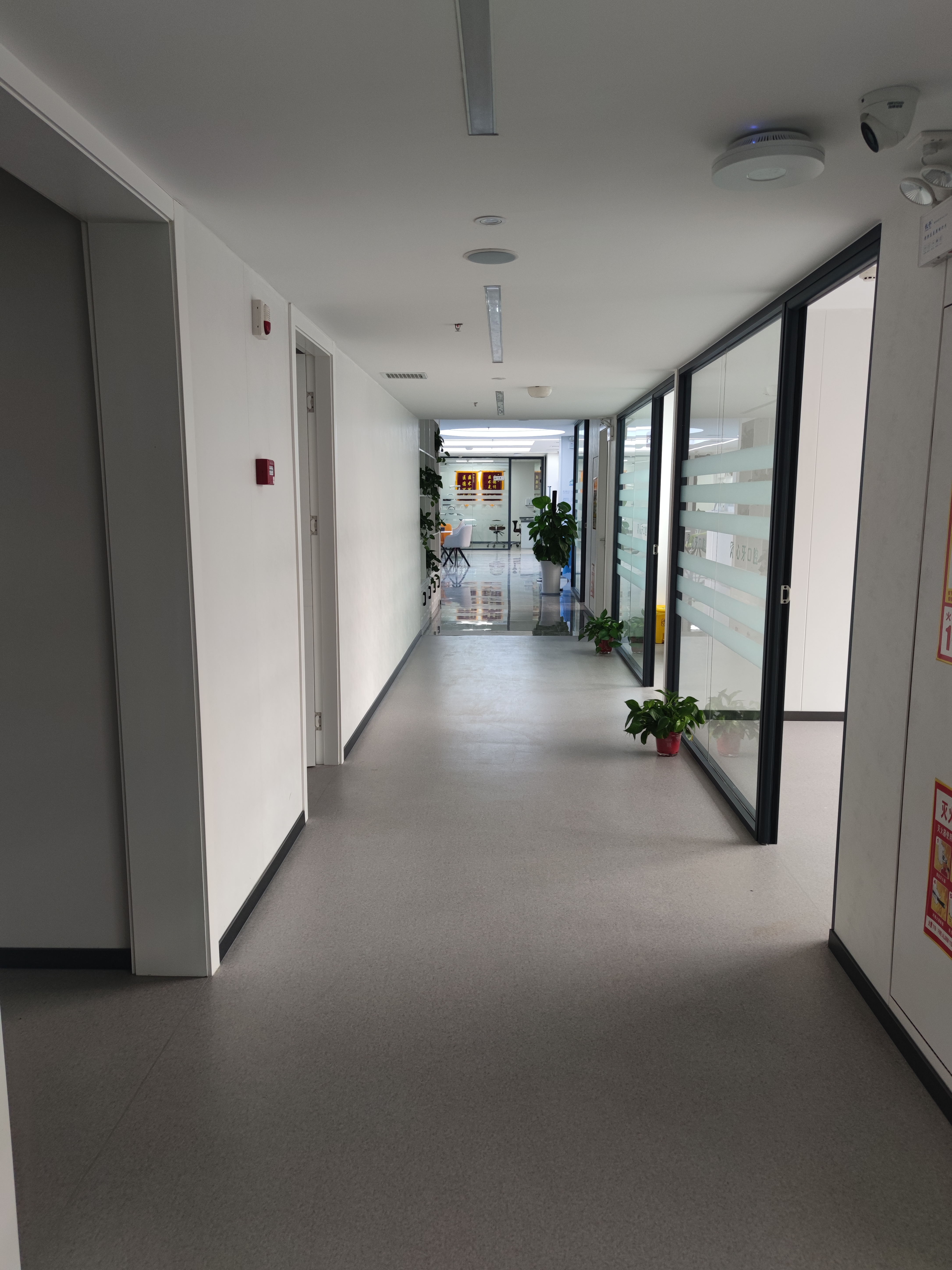 廣州中家醫(yī)家庭醫(yī)生口腔科正規(guī)嗎？資質(zhì)齊全讓人超安心