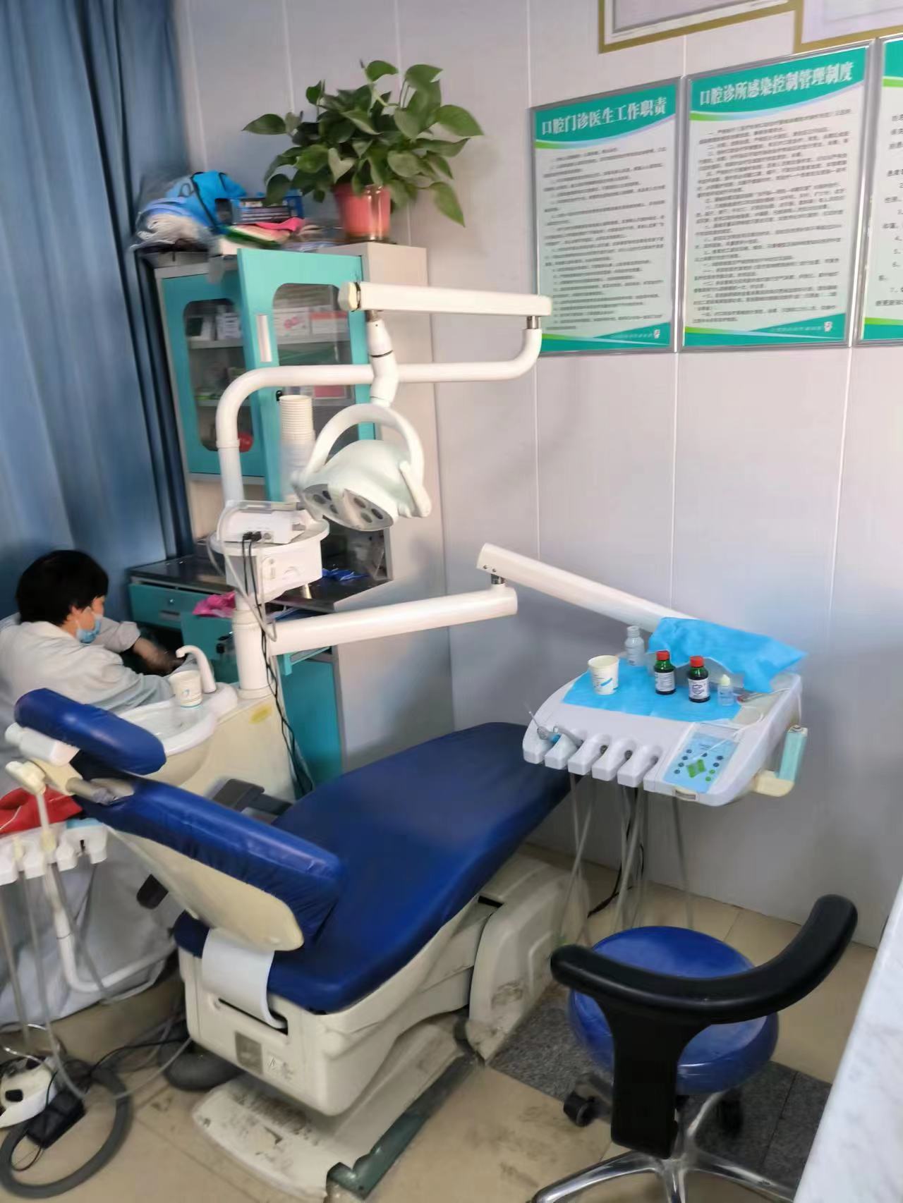 五、重慶團圓口腔醫(yī)院2026種植牙收費標(biāo)準(zhǔn)明細(xì)公開，2600元起覆蓋高中低預(yù)算