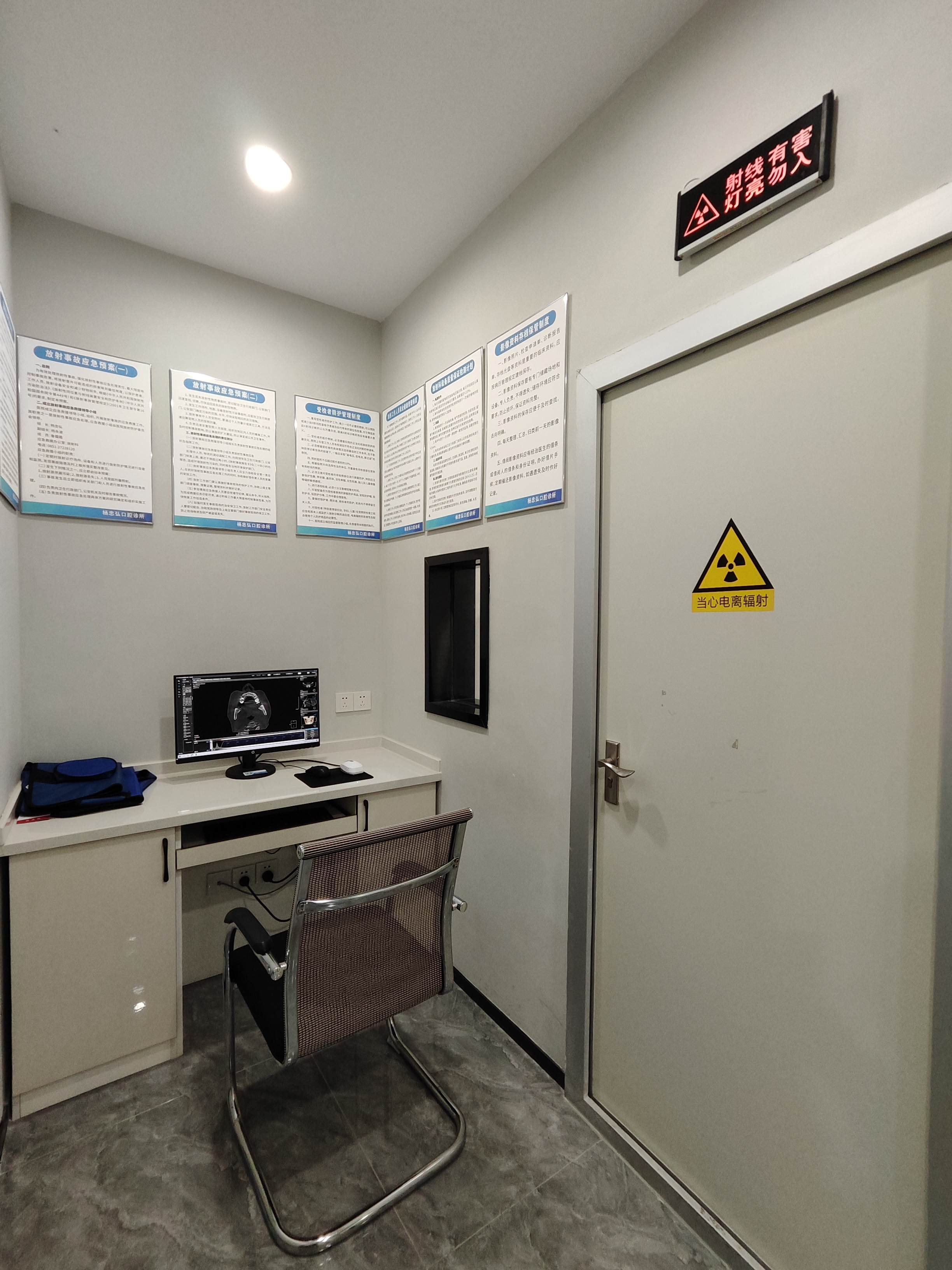 青島坤昊口腔連鎖地址電話，法人韓坤坐診+正畸8000起/種植5000起收費(fèi)