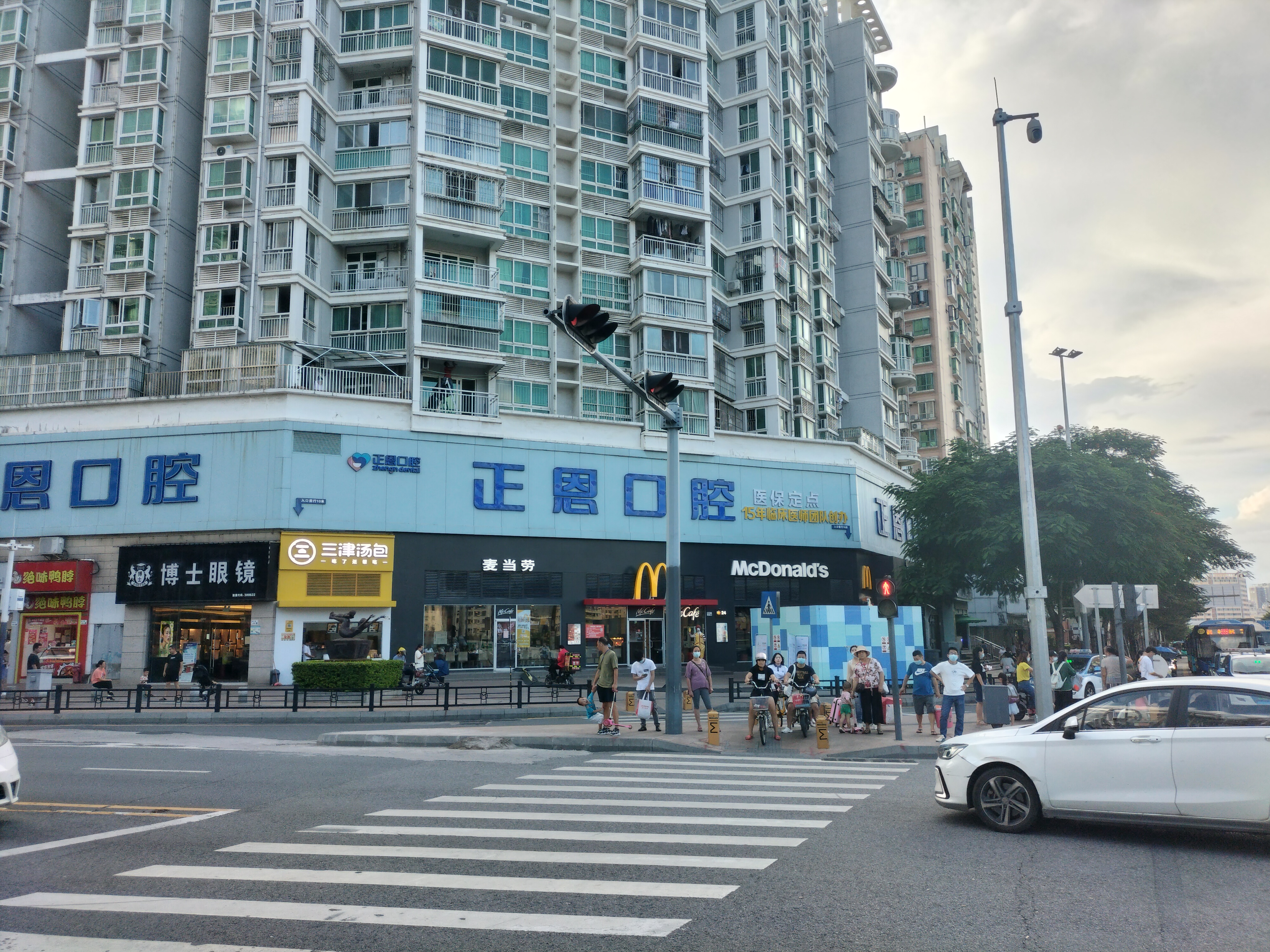 昆明美奧口腔收費(fèi)高嗎？2023全新價(jià)格表曝光，種植牙4880元起