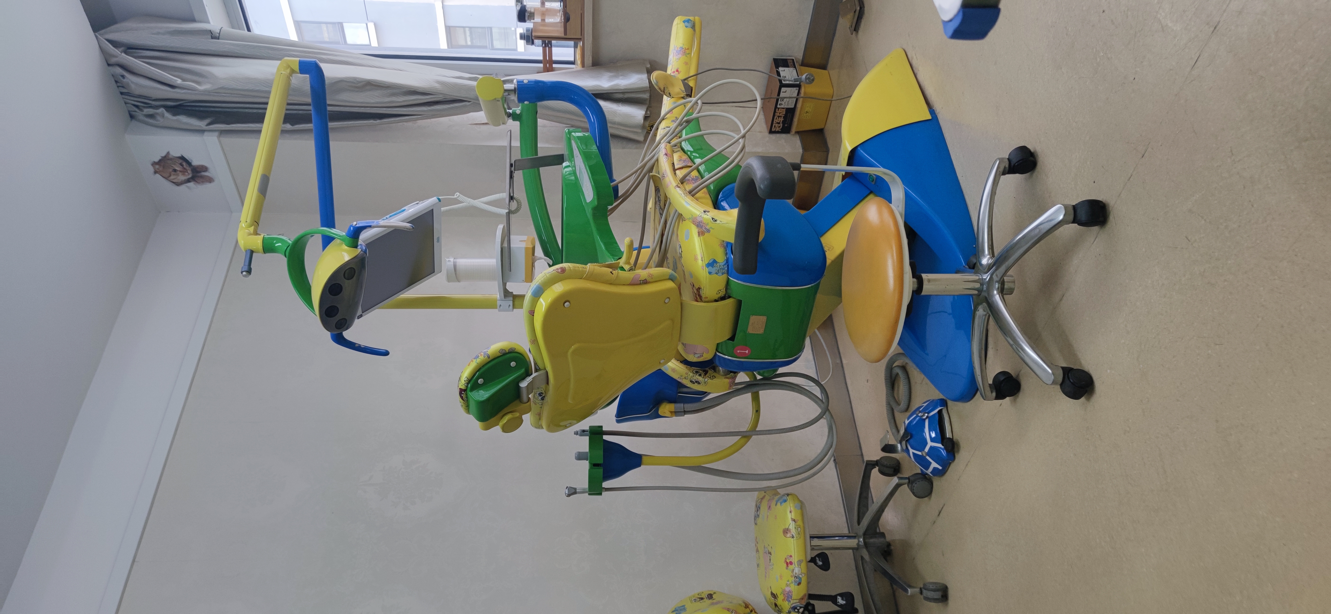 三、預(yù)約掛號便捷嗎？一個(gè)電話，告別排隊(duì)煩惱