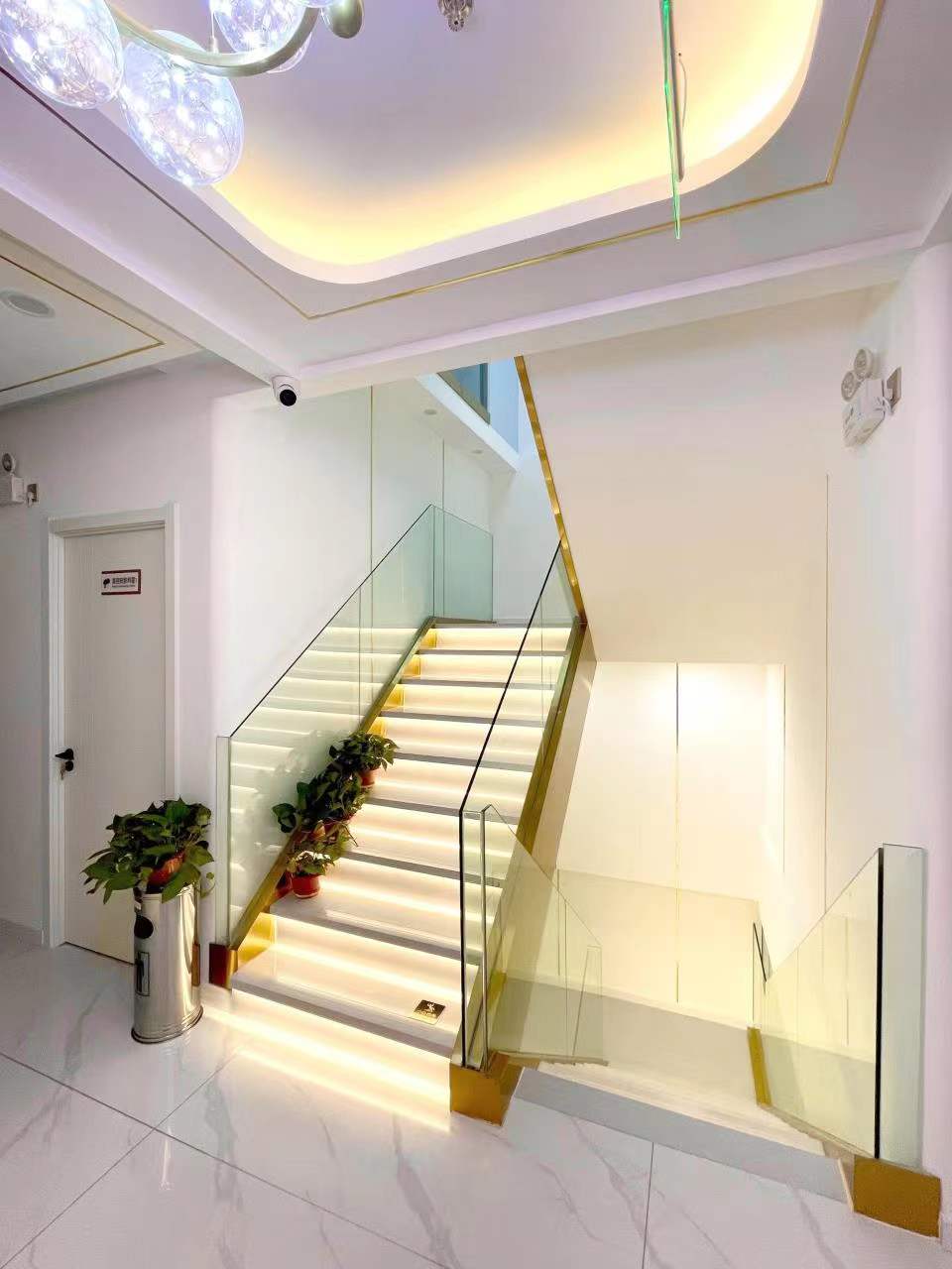 包头哪个医院整形科好？收费透明才是性价比之选