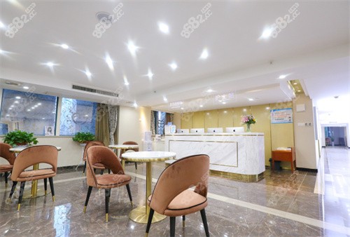 武漢美基元值得去不？翻遍口碑問了老客|證實(shí)做鼻子雙眼皮隆胸都挺有水準(zhǔn)