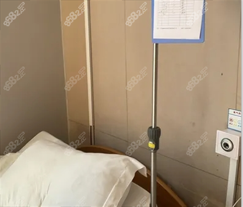 南京藝星整形病床一角