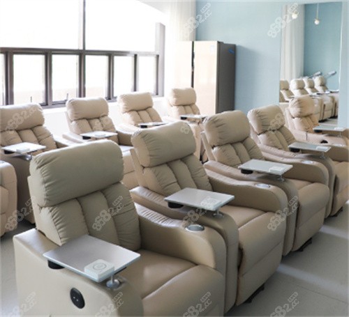 青島博士醫(yī)療美容休息區(qū)照片圖