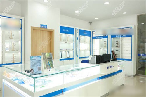 畢節(jié)華廈陽明眼科配鏡區(qū)環(huán)境