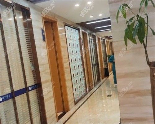 合肥曙光植發(fā)醫(yī)院走廊