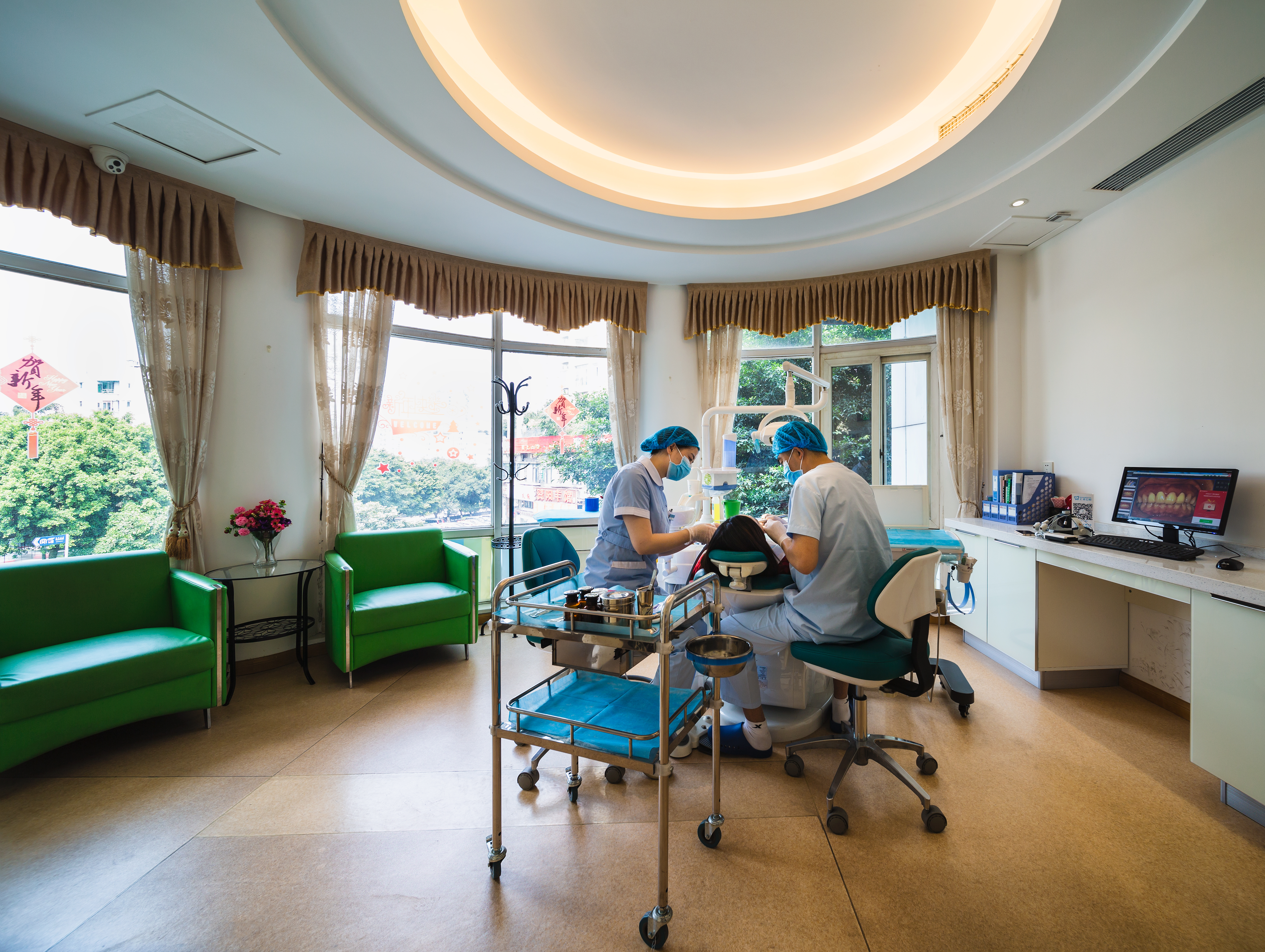 鄭州美奧口腔的價格優(yōu)勢