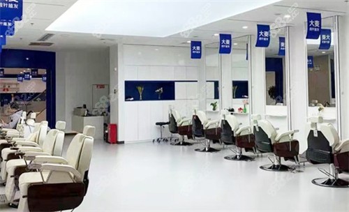 成都大麥微針植發(fā)治療環(huán)境一覽圖