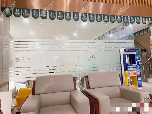 成都軍大醫(yī)院口腔科一角