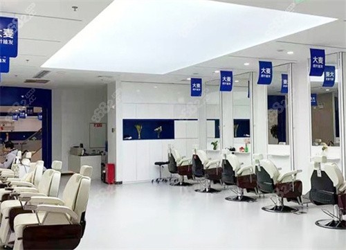 成都大麥植發(fā)等候區(qū)環(huán)境圖